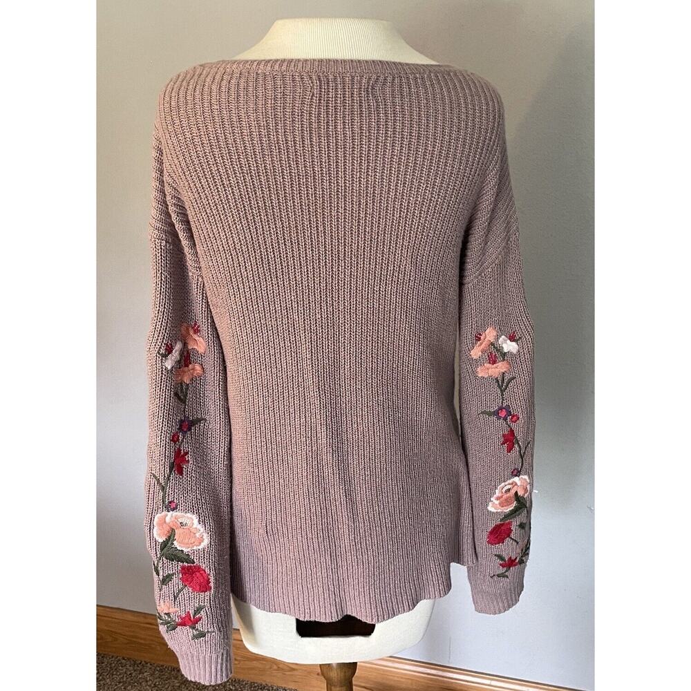 AEO American Eagle Size XS Oversized Floral Embroidered Pink Sweater Wool Blend - Picture 4 of 9